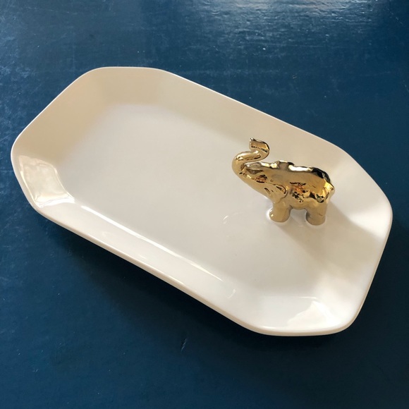 Nate Berkus Other - Nate Berkus Gold Elephant Trinket Tray